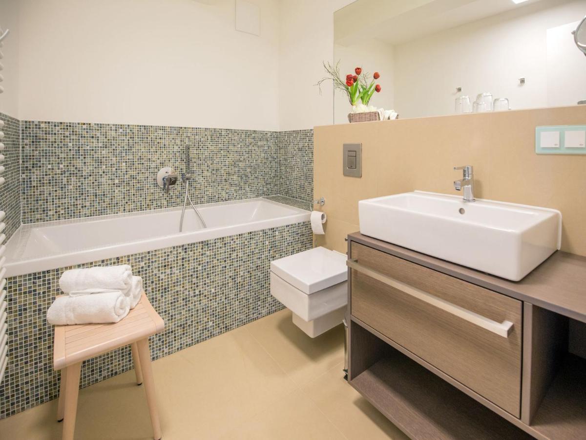 Duenenresidenz Prora - Ferienwohnung Mit Meerblick, 2 Schlafzimmern Und Balkon Np-304 Binz Eksteriør bilde